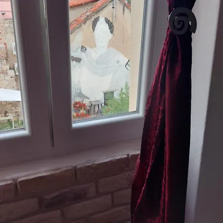 R&e Lägenhet *